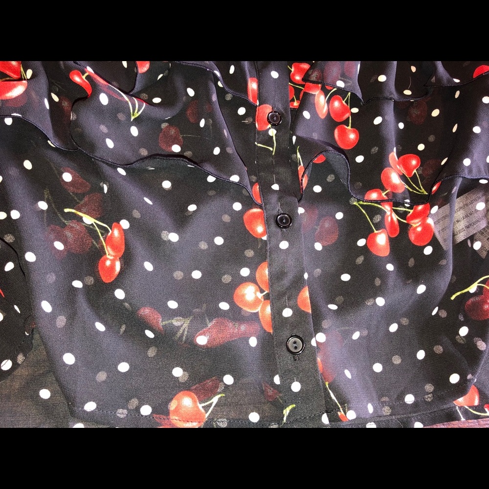 Forever 21 cherry dot crop ruffle top Medium - Picture 3 of 8